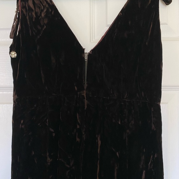 Vintage Chocolate Brown Crushed Velvet Dress - Picture 6 of 9